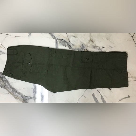 Eddie Bauer Ripstop Capris - Size 6 - Picture 4 of 5